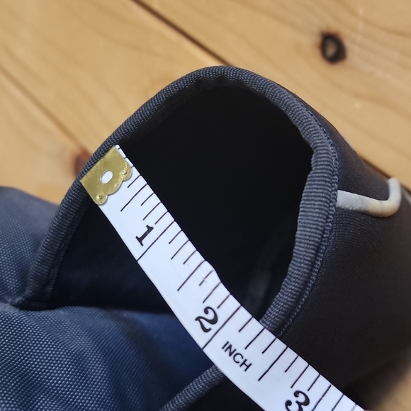 Nike Active Fanny Bag with insulated bottle holder - Picture 8 of 10